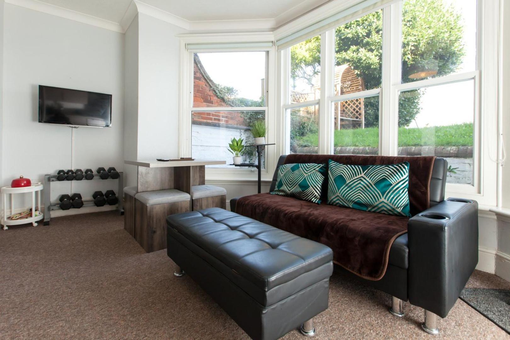 Guestready - Classy Studio In Brighton Apartment Bagian luar foto