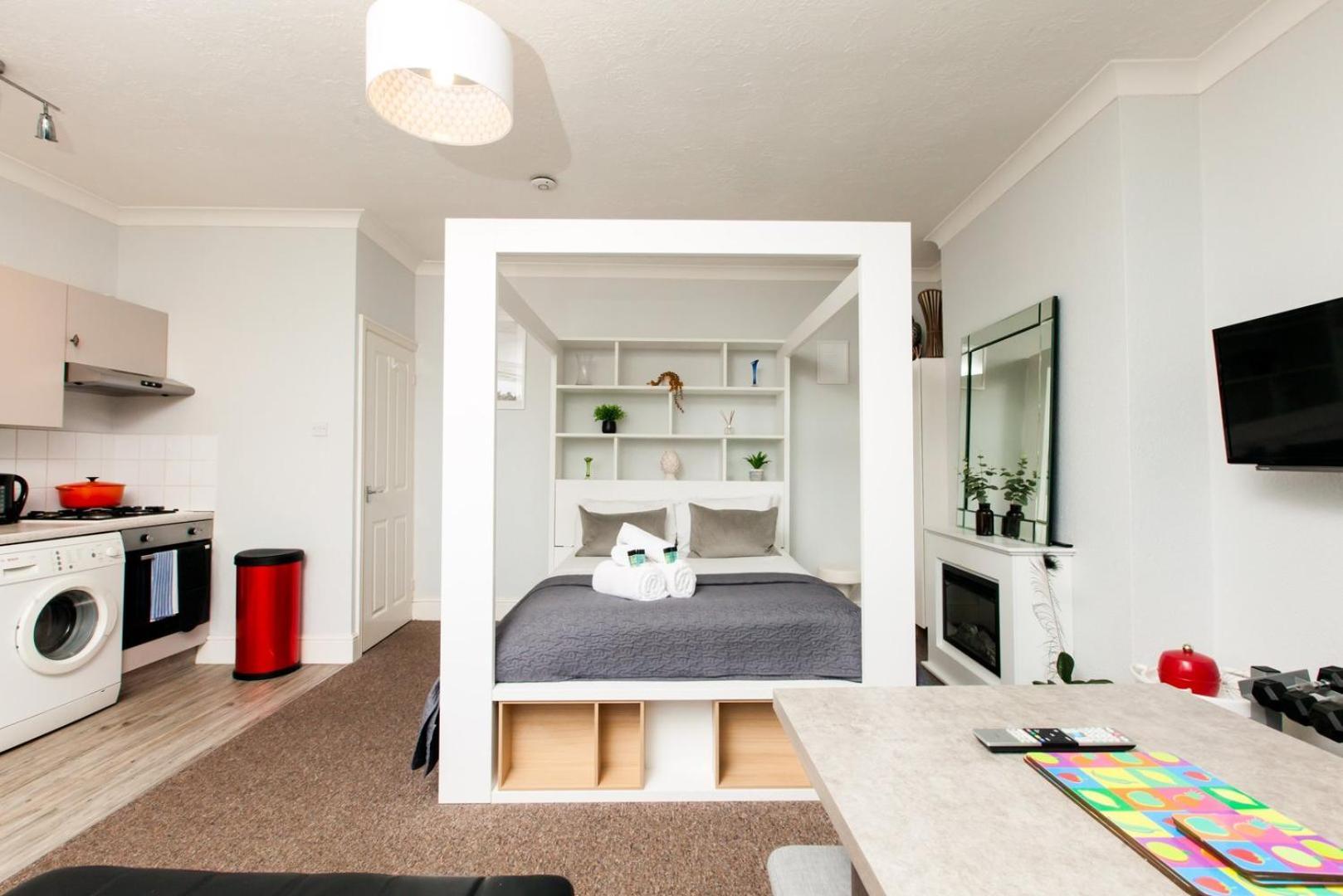 Guestready - Classy Studio In Brighton Apartment Bagian luar foto